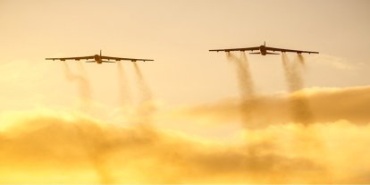 ABD'nin bombardıman uçakları İngiltere'den havalandı