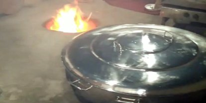 Ağrı’da asırlık gelenek sürdürülüyor, tandırlar "Halise" için yandı