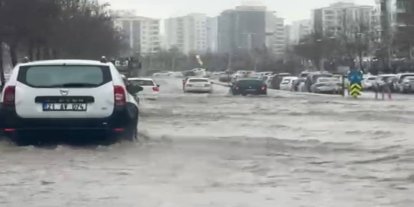 Diyarbakır sağanağa teslim: Altyapı yine sınıfta kaldı