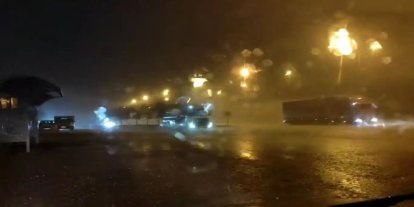 Şanlıurfa'da sağanak etkili oldu: 4 ilçede okullar tatil