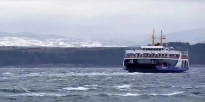 Fırtına nedeniyle Gökçeada ve Bozcaada feribot seferleri iptal edildi