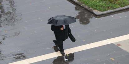 Meteoroloji uyardı: Ege ve Batı Akdeniz'de kuvvetli yağış ve fırtına etkili olacak