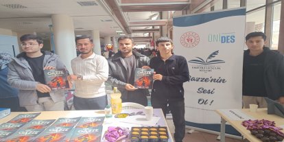 Şanlıurfa'da üniversite öğrencileri Gazze için stant açtı