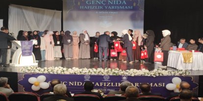 Genç Nida Hafızlık yarışmasında bölge birincileri belli oldu