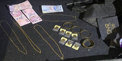 Kütahya'da sahte altın dolandırıcılarına operasyon: 2 gözaltı