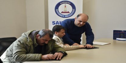 Gaziantep'te görme engelliler Braille alfabesi öğreniyor