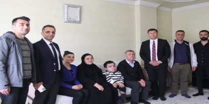 Cizre’de özel gereksinimli öğrencilere evde ziyaret