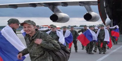 Rusya Savunma Bakanlığı: 175 Rus asker esir takasıyla geri getirildi