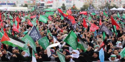 Molla Emrullah: Gelin birleşelim, Allah'ın ipine sımsıkı sarılalım