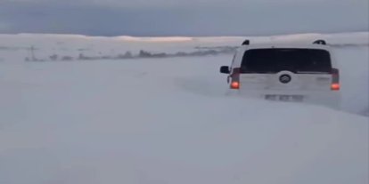 Nisan ayında kış geri döndü: Doğu’da 317 yol ulaşıma kapandı