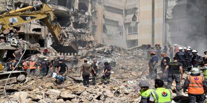 Siyonist rejim Lübnan’da sivil yerleşim yerlerini bombalıyor