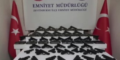 Sultangazi’de silah ticareti operasyonu: 91 tabanca ele geçirildi