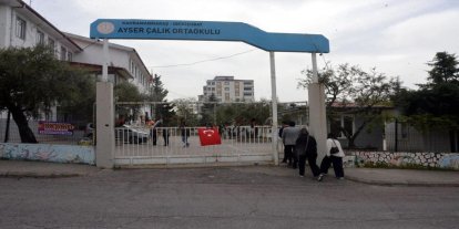 Kahramanmaraş’ta okul geçici olarak başka binaya taşındı