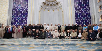 İstanbul’dan ilk hac kafilesi dualarla uğurlandı