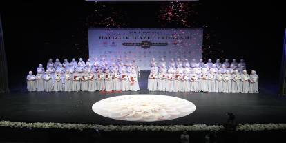 Hafızlıklarını tamamlayan 75 genç kız icazetlerini aldı