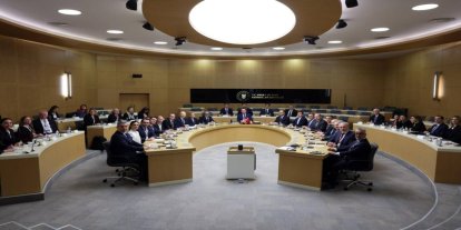 Bakan Bayraktar ABD'li iş insanlarıyla enerji yatırımlarını görüştü