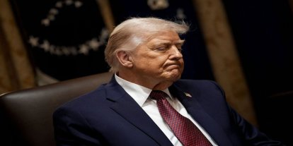 Trump geri adım attı: Ateşkesi uzattı, ablukada ısrar etti