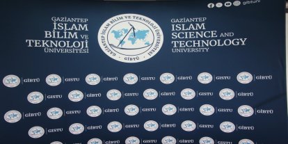 Doç. Dr. Atik: Yapay zekada risk, teknolojinin kendisinden ziyade kontrol ve yönetişim eksikliğidir