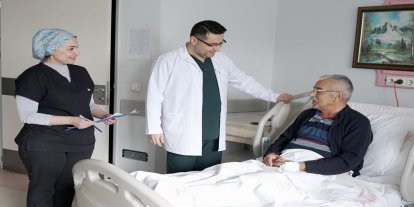 Malatya'da kanser hastasına kapalı yöntemle başarılı operasyon