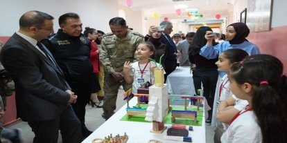 Cizre'de 4006 TÜBİTAK Bilim Fuarı açıldı