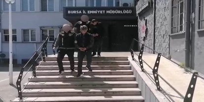 Bursa’da kargo aracını çalan 2 şüpheli tutuklandı