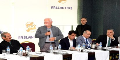 Malatya Büyükşehir Belediye Başkanı Er muhtarlarla bir araya geldi