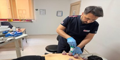 Hacamat ve akupunktur Diyarbakır’da hekim kontrolünde uygulanıyor