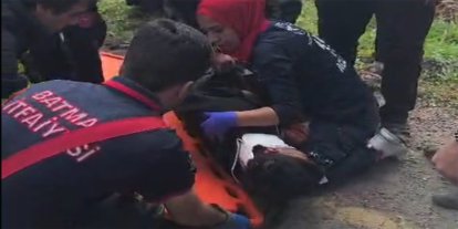 Batman'da araç altında kalan motosiklet sürücüsü kurtarıldı