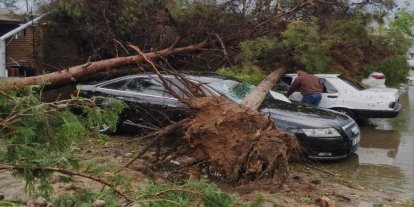 Şanlıurfa’da fırtına nedeniyle 1 kişi hayatını kaybetti, 28 kişi yaralandı