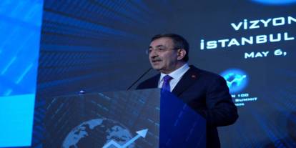 Cevdet Yılmaz: Türkiye, "güçlü merkez" olarak öne çıkmaktadır