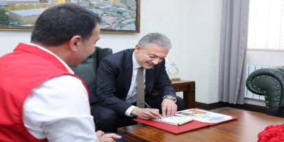 Vali Akkoyun'dan Gazze'ye kurban vekaleti