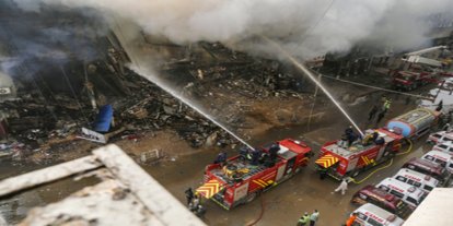 Pakistan’da gümrük deposunda yangın: 43 yaralı