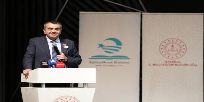 Bakan Tekin: Haçlı Seferleri değil "saldırıları", coğrafi keşif değil "sömürgecilik" diyeceğiz