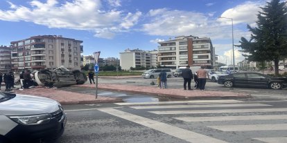 Konya'da sık sık kazaların yaşandığı kavşakta bir kaza daha: 3 yaralı