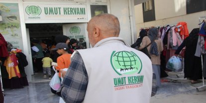 Umut Kervanı'ndan Mardin'de Kurban Bayramı öncesi giyim yardımı