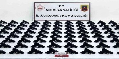 Antalya’da 100 adet ruhsatsız tabanca ele geçirildi: 2 şüpheli tutuklandı