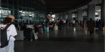 İzmir Otogarı’nda bayram yoğunluğu başladı