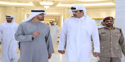 Katar Emiri Al Sani ve BAE Devlet Başkanı Al Nahyan ABD-İran ateşkes sürecini görüştü