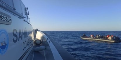İzmir açıklarında düzensiz göçmen hareketliliği