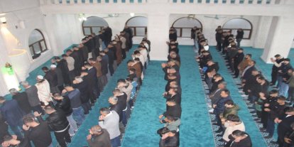 Mardin’de bayram namazı dualarla eda edildi