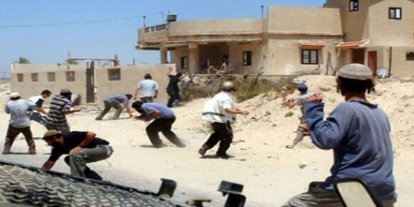 İşgalciler Batı Şeria'da saldırılarını artırdı: Ev baskınları, zorunlu göç ve yeni yıkımlar