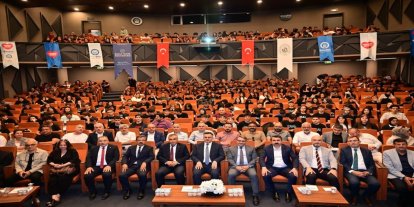 Bursa'da liselerarası veri olimpiyatında imam hatip lisesi birinci oldu