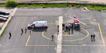 Bitlis'te doğan bebek hava ambulansıyla Ağrı’ya sevk edildi!