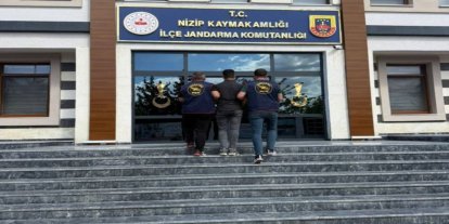 Gaziantep'te kesinleşmiş hapis cezasıyla aranan 2 hükümlü yakalandı