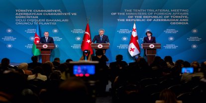 Türkiye-Azerbaycan-Gürcistan arasında İstanbul Bildirgesi imzalandı