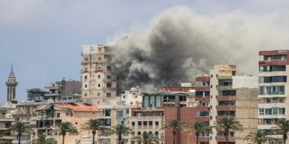İşgal rejimi, Lübnan'ın güneyindeki Sur kentine hava saldırılarına başladı