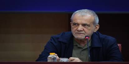 Pezeşkiyan: Ülkenin altyapısını tehdit etmek, İran'a karşı duyulan çaresizliğin bir işaretidir