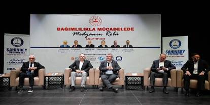 Bağımlılıkla Mücadelede Medyanın Rolü Gaziantep'te Konuşuldu