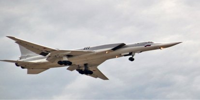 Rusya'da stratejik bombardıman uçağı düştü