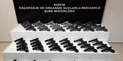 Akşehir’de 65 ruhsatsız tabanca ele geçirildi, 2 kişi gözaltına alındı